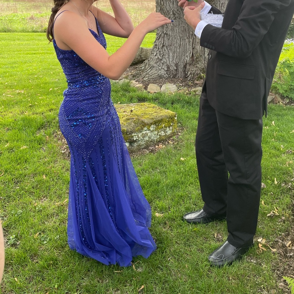 JUMP APPAREL full length royal blue prom dress